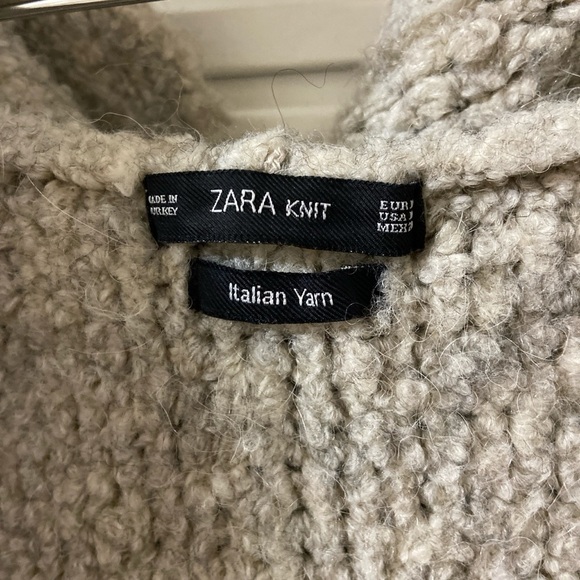 Grey Oversized Knit Sweater Vest by Zara - Picture 3 of 7